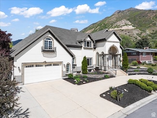 2765 E Blue Spruce Dr, Salt Lake City, UT 84117