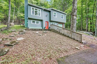 158 Ridgeview Dr, Lake Ariel, PA 18436