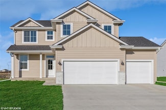 14237 N Valley Dr, Grimes, IA 50111