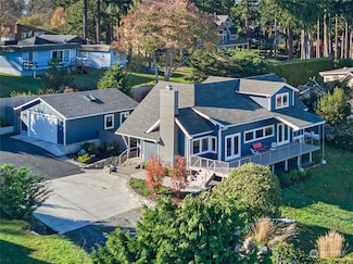 455 Harrison St, Friday Harbor, WA 98250