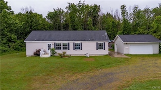 11423 Misty Meadow Dr, Cato, NY 13033