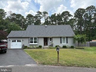 5 Prince Charles Ct, Marlton, NJ 08053