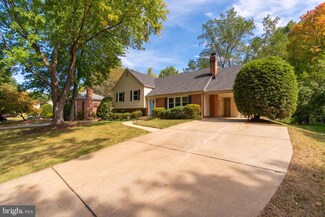 8319 Riverside Rd, Alexandria, VA 22308