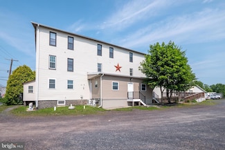 97 Ridge Rd, Telford, PA 18969