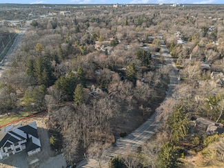 1864 Arlington Blvd, Ann Arbor, MI 48104