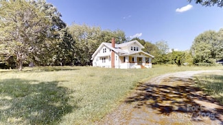 2645 Kool Park Rd NE, Hickory, NC 28601