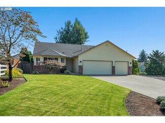 4032 NE Shaver St, Fairview, OR 97024