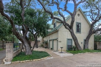 9103 Oak Ledge Dr, San Antonio, TX 78217