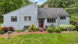 4 Meadow Crossing, Simsbury, CT 06070