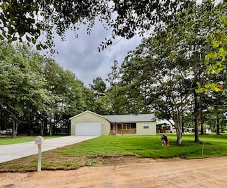 515 Patterson Dr, Opp, AL 36467
