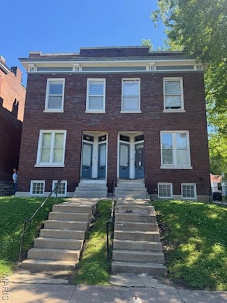 601 Holly Hills Ave, Saint Louis, MO 63111