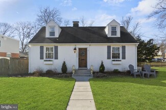 2908 Summerfield Rd, Falls Church, VA 22042