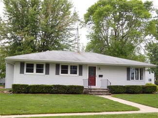 304 Hammond St, Randolph, WI 53956