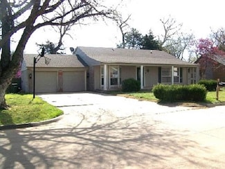 1113 Briar Creek Rd, Enid, OK 73703