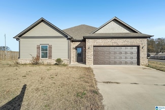 334 Ballington Way, Clanton, AL 35045