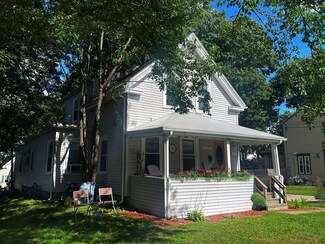 47 Laurel St, East Weymouth, MA 02189