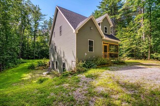 141 Poco Dr, Tamworth, NH 03886
