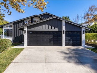 382 Thunderhead St, Thousand Oaks, CA 91360