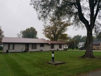 10837 Hoagland Rd, Hoagland, IN 46745