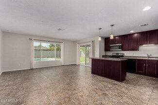8716 E Holly St, Scottsdale, AZ 85257