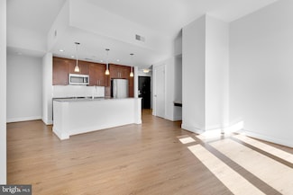 880 New Jersey Ave SE Unit 1 BR INTERIOR UNIT, Washington, DC 20003