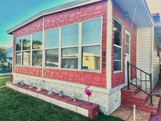 9790 66th St N Unit 289, Pinellas Park, FL 33782