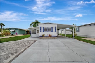 104 E Saint Johns Way, Apollo Beach, FL 33572