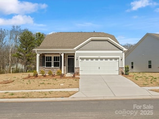 1074 Bull Dog Ln, Wingate, NC 28174