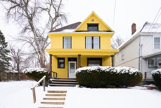 1111 S State Ave, Freeport, IL 61032