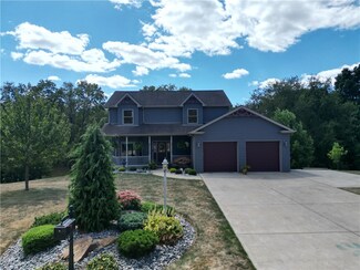 115 Ada Dr, Ellwood City, PA 16117