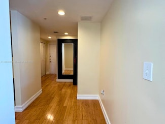 275 NE 18th St Unit 808, Miami, FL 33132