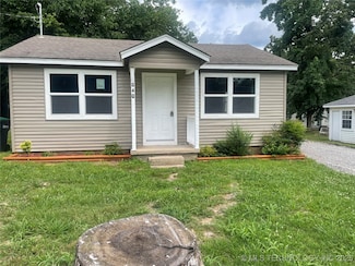 640 N Oklahoma Ave, Tahlequah, OK 74464