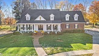 2005 Wyndamere Ln, Paris, KY 40361