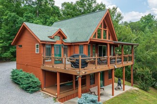 2512 Jada Ln, Sevierville, TN 37876