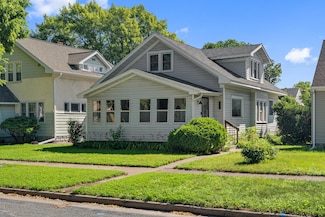 2010 Loomis St, La Crosse, WI 54603