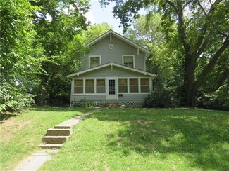 109 S Home Ave, Independence, MO 64053