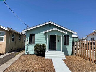 1037 83rd Ave, Oakland, CA 94621