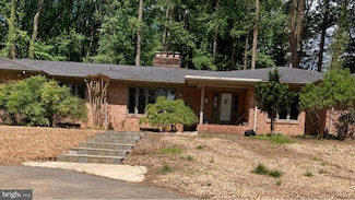 1334 Balls Hill Rd, McLean, VA 22101