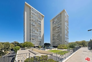 2220 Avenue of The Stars Unit 2203, Los Angeles, CA 90067