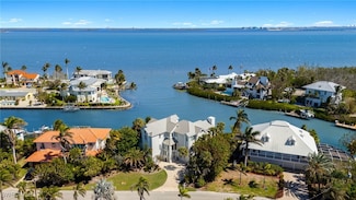 1490 Angel Dr, Sanibel, FL 33957
