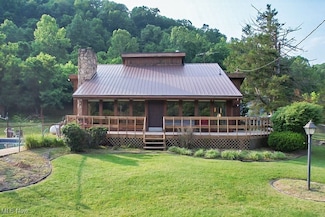 223 Autumn Run Rd, Bens Run, WV 26146