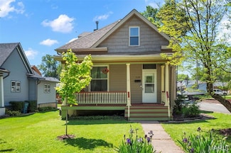 528 Hillsboro Ave, Edwardsville, IL 62025