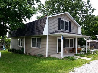 8574 W Vine St, Fairland, IN 46126