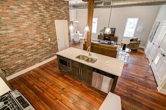 1185 Gustavus Ln Unit F, Columbus, OH 43205