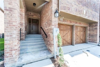 555 Waterloo Dr, Lewisville, TX 75067