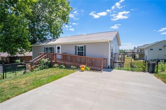 4675 Fairview Dr, Pleasant Hill, IA 50327