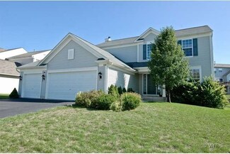 641 Somerset Ave, Dundee, IL 60118