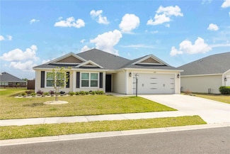 3273 Dzuro Dr, Oxford, FL 34484