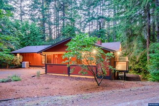 23547 Clark Dr, Philomath, OR 97370