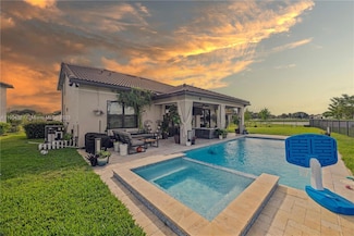 8152 NW 78th St, Tamarac, FL 33321